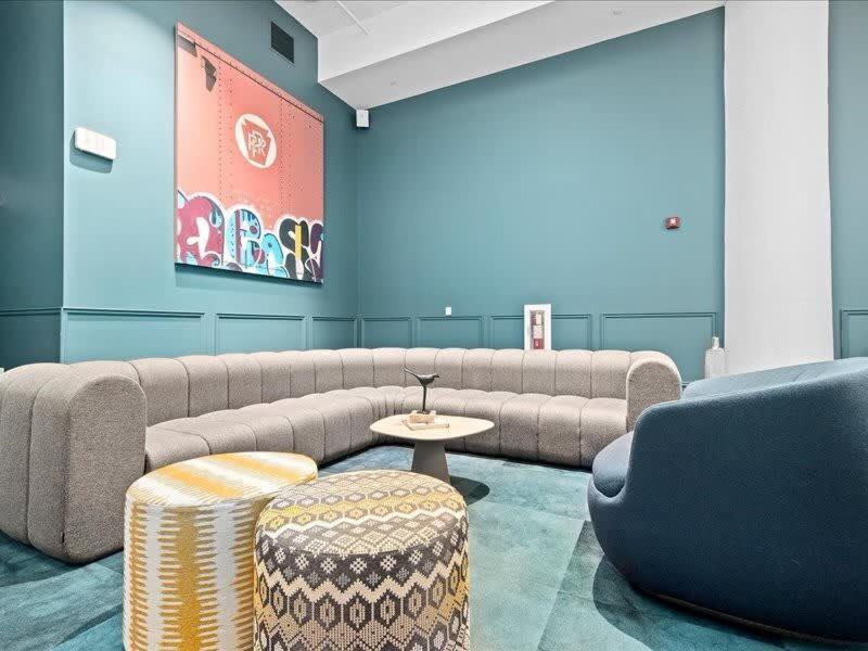 Cozysuites Roomy 1Br, Downtown Питтсбург Экстерьер фото